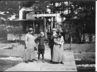 img-central_point_cottage.9.jpg