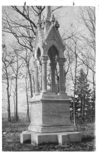 img-hallett_monument.jpg img-hallett_monument.jpg