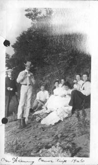img-shoemakers.1906.2.jpg