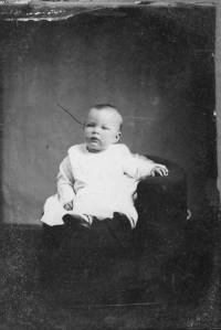 img-unknown_person.29.jpg